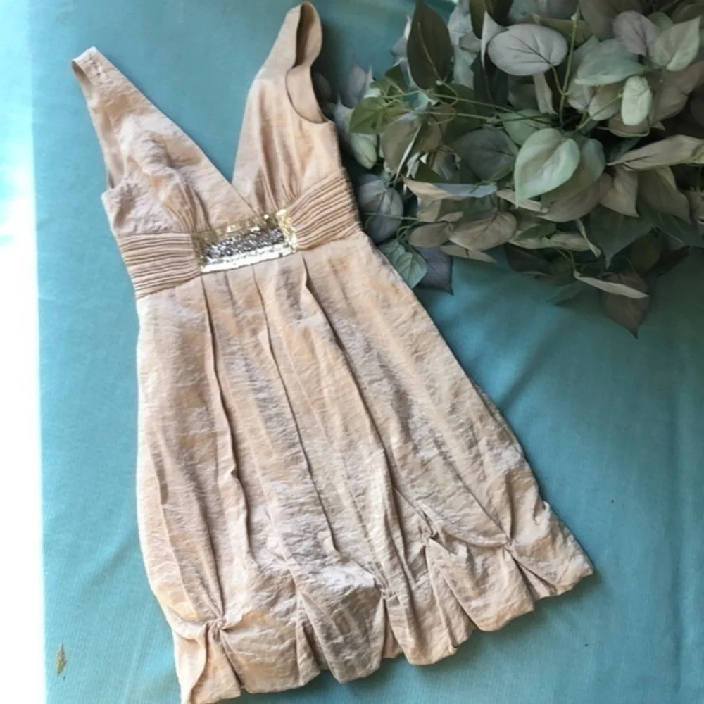 BCBGMaxAzaria dress Gold party dress size small Unique Classy